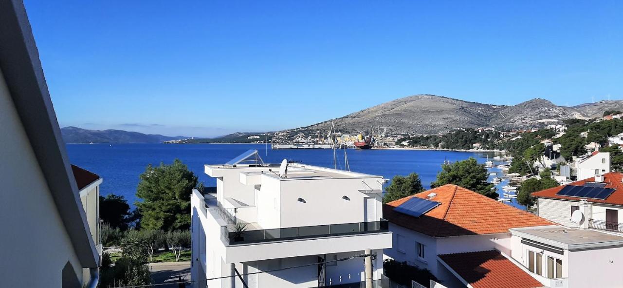Apartments Figos Trogir Luaran gambar