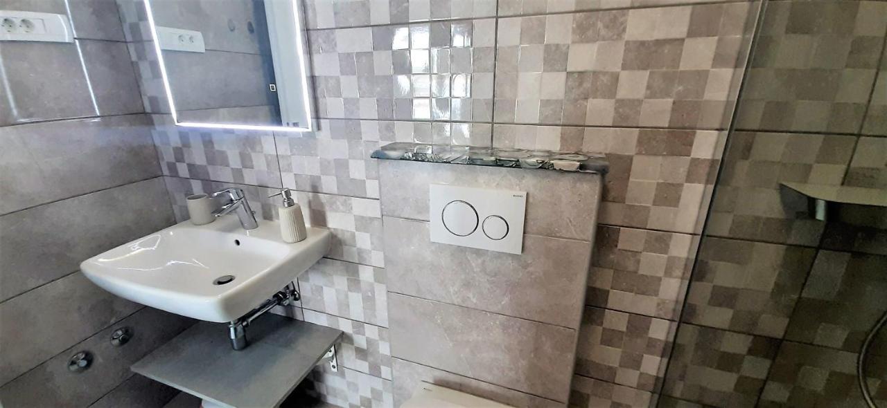 Apartments Figos Trogir Luaran gambar