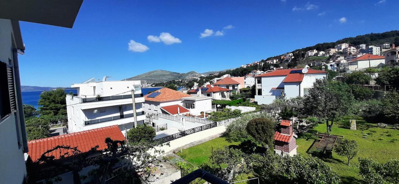 Apartments Figos Trogir Luaran gambar