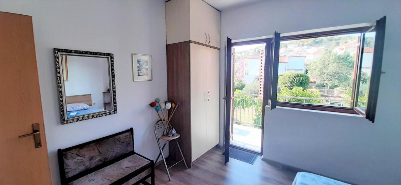 Apartments Figos Trogir Luaran gambar